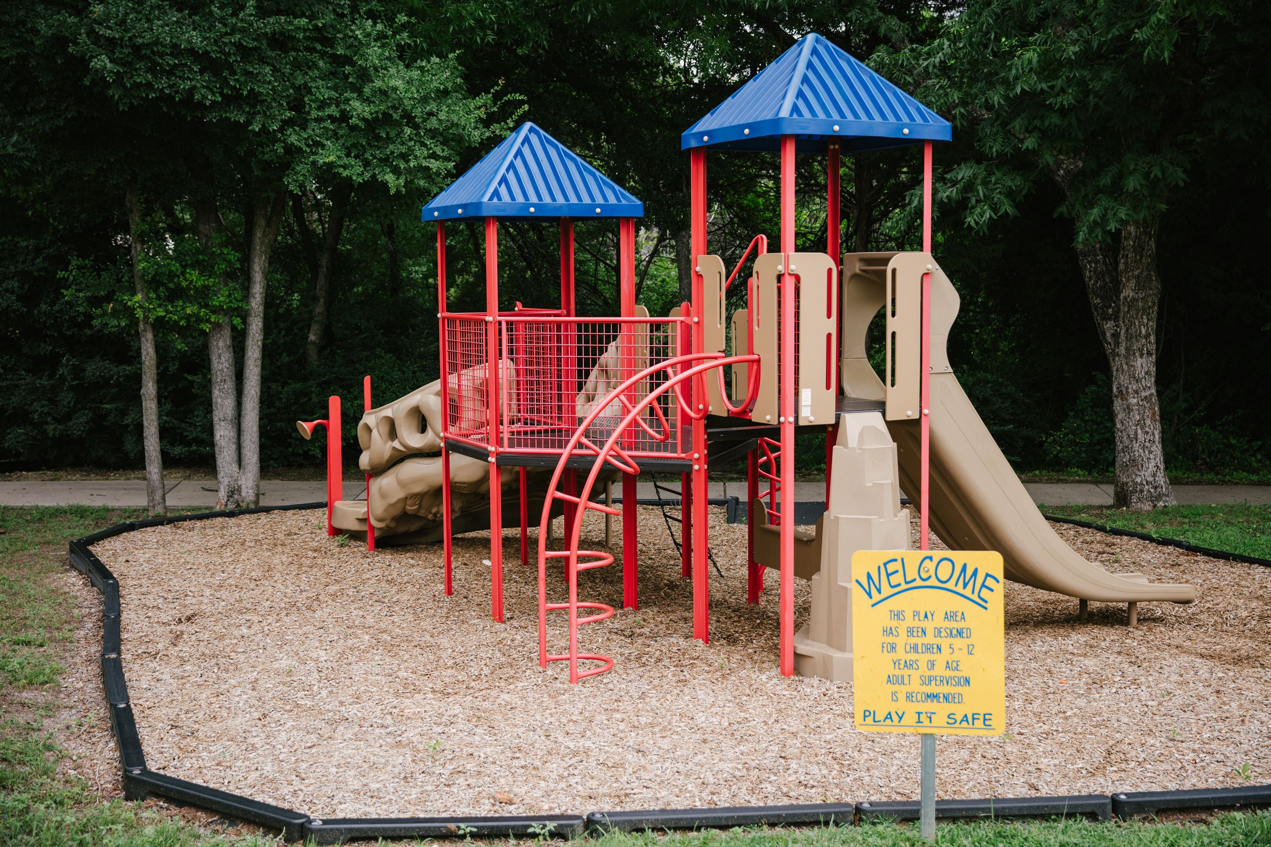 Play Structure at Wooded Creek Greenbelt